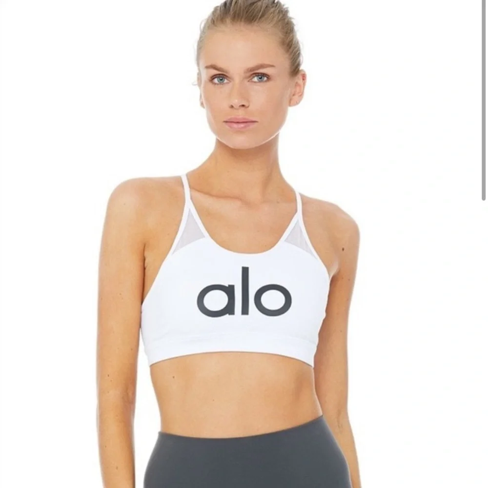 π¨SOLD π¨Alo Yoga Big Wordmark Bra, Mesh Details, XS EUC - Picture 2 of 2